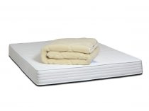 Luxury quilted merino wool underblanket (mattress topper)