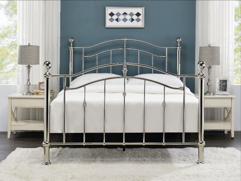 Porto Chrome and crystal metal bed